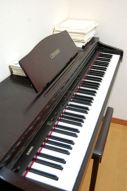 h-piano06.jpg